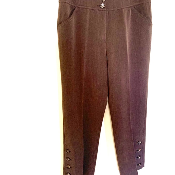Dress Pants Size 8 with Decorative Buttons NWOT - Picture 11 of 12